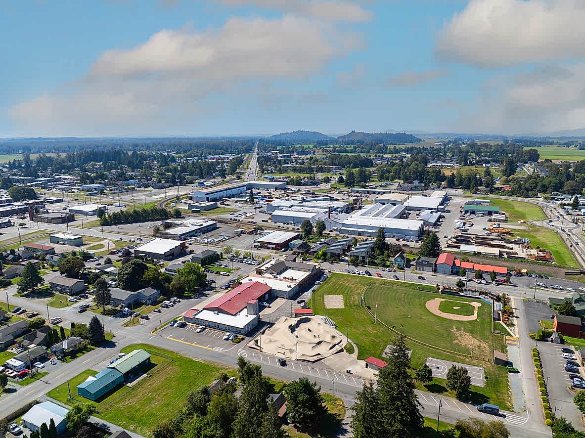 Licensed electrician performing residential electrical work in Sedro-Woolley, WA, including panel upgrades, wiring, lighting installation, and electrical repairs by Johnson Electrical Services.