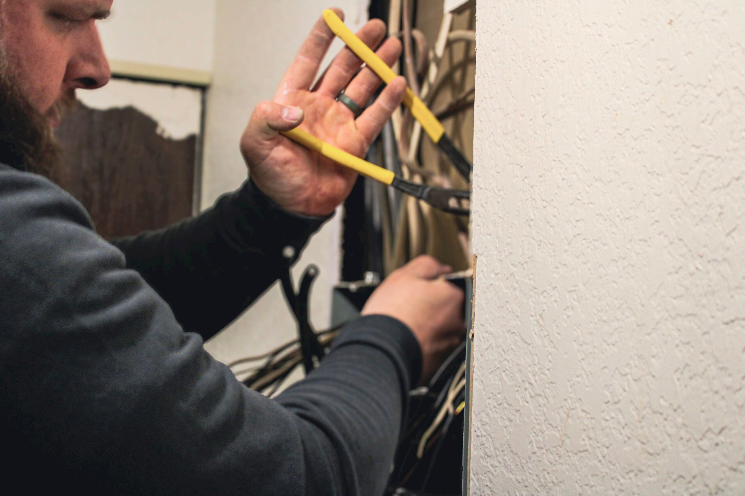 electrical-inspection-and-repair-skagit-county-wa Electrical inspection and repair services by Johnson Electrical Services in Skagit County, WA, helping homeowners identify electrical issues, improve safety, and maintain reliable power systems.